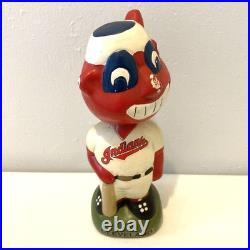 Vintage Cleveland Indians Bobblehead Nodder Green Base DAMAGED