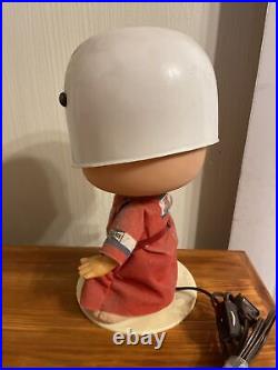 Vintage Ferrari Formula 1 Grand Prix F1 Niki Lauda Bobblehead Lamp