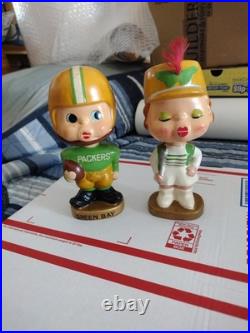 Vintage Green Bay Packers RARE 1960's Football Bobblehead Nodder Kissing Set