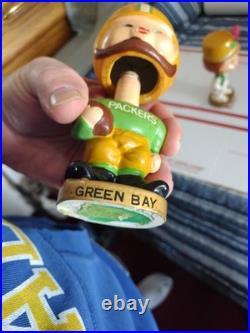 Vintage Green Bay Packers RARE 1960's Football Bobblehead Nodder Kissing Set