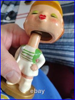 Vintage Green Bay Packers RARE 1960's Football Bobblehead Nodder Kissing Set