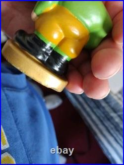 Vintage Green Bay Packers RARE 1960's Football Bobblehead Nodder Kissing Set