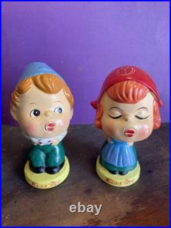 Vintage Kissing Bobblehead Kiss Me Holland/Dutch Girl & Boy Made In Japan 5 Vintage Kissing Bobblehead Kiss Me Holland/Dutch Girl & Boy Made In Japan 5
