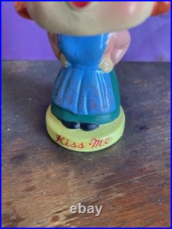Vintage Kissing Bobblehead Kiss Me Holland/Dutch Girl & Boy Made In Japan 5 Vintage Kissing Bobblehead Kiss Me Holland/Dutch Girl & Boy Made In Japan 5