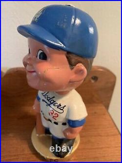 Vintage! Los Angeles Dodgers #32 Sandy Koufax MLB Gold Base Nodder Bobblehead