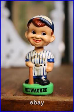 Vintage Milwaukee Brewers Bobblehead Nodder Baseball figure 1980s toy display