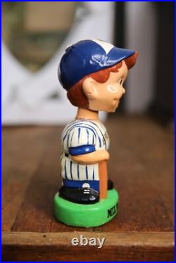 Vintage Milwaukee Brewers Bobblehead Nodder Baseball figure 1980s toy display