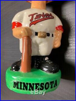 Vintage Minnesota Twins Bobble Head Bobblehead Nodder Round Green Base