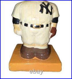 Vintage New York Yankees Square Color Base Baseball Nodder Bobblehead Japan