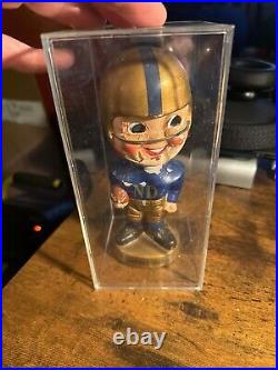 Vintage Notre Dame Round Gold Base BOBBLEHEAD 1967 NCAA Nodder Fighting Irish