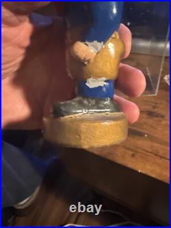 Vintage Notre Dame Round Gold Base BOBBLEHEAD 1967 NCAA Nodder Fighting Irish