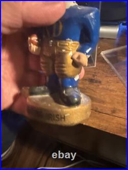 Vintage Notre Dame Round Gold Base BOBBLEHEAD 1967 NCAA Nodder Fighting Irish