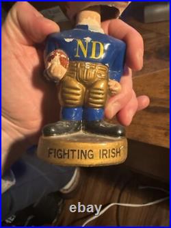 Vintage Notre Dame Round Gold Base BOBBLEHEAD 1967 NCAA Nodder Fighting Irish