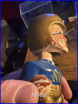 Vintage Notre Dame Round Gold Base BOBBLEHEAD 1967 NCAA Nodder Fighting Irish