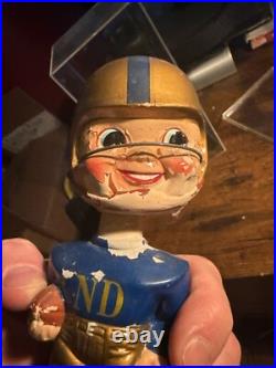Vintage Notre Dame Round Gold Base BOBBLEHEAD 1967 NCAA Nodder Fighting Irish