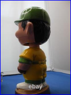 Vintage Oakland A's Bobble head gold base VERY GOOD condition(1967)