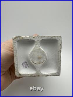 Vintage Original 1960's New York Yankees White Base Bobblehead Nodder Elbows Out