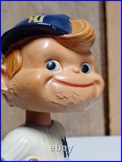 Vintage Original 1960's New York Yankees White Base Bobblehead Nodder Elbows Out