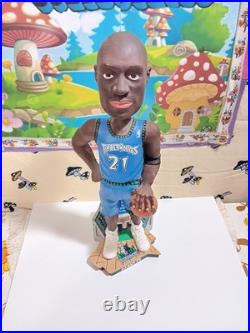 Vintage Rare Minnesota Timberwolves 10 Kevin Garnett #21 Bobble Head Glass