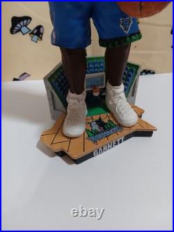 Vintage Rare Minnesota Timberwolves 10 Kevin Garnett #21 Bobble Head Glass