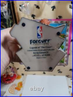 Vintage Rare Minnesota Timberwolves 10 Kevin Garnett #21 Bobble Head Glass