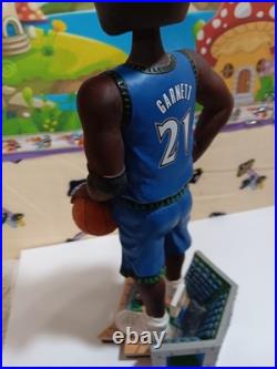 Vintage Rare Minnesota Timberwolves 10 Kevin Garnett #21 Bobble Head Glass