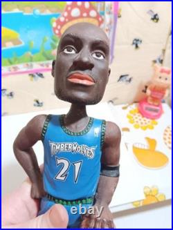 Vintage Rare Minnesota Timberwolves 10 Kevin Garnett #21 Bobble Head Glass