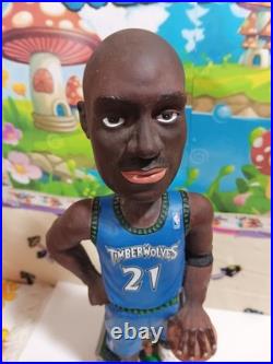 Vintage Rare Minnesota Timberwolves 10 Kevin Garnett #21 Bobble Head Glass