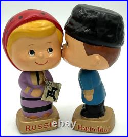 Vintage Russia Happy Kids Kissing Boy & Girl Bobbleheads Nodders Japan Magnetic