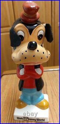Vintage Walt Disney Goofy Bobblehead, Disney World, Near MINT! Nodder
