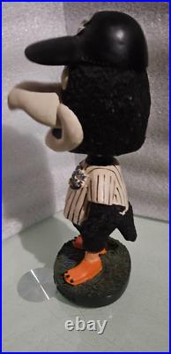 Vintage creative NEW HAVEN RAVENS RALLY BOBBLEHEAD mascot