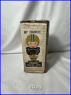 Vtg Green Bay Packers sports specialties bobble head original box gold base